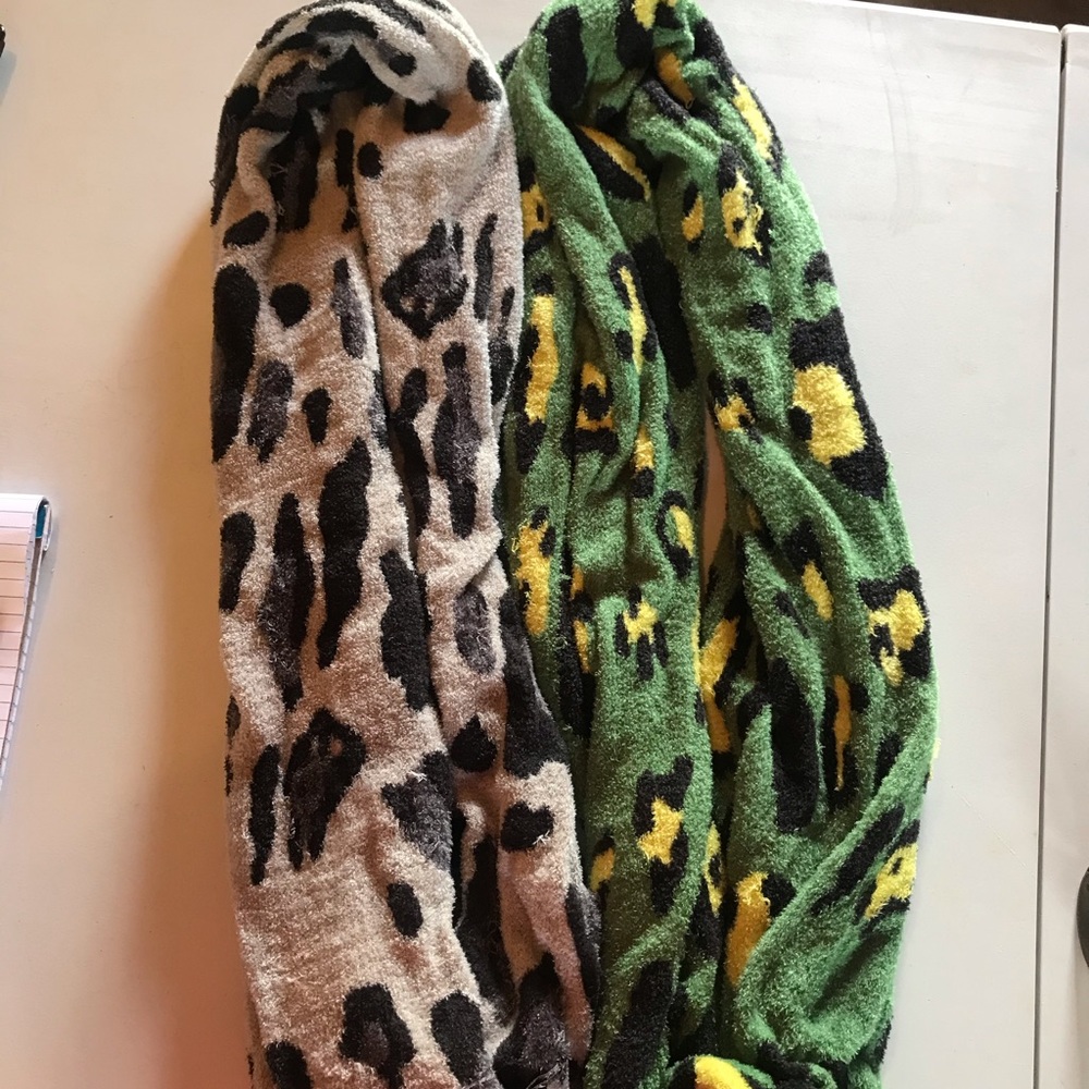 Kids Two Collection 18 scarves